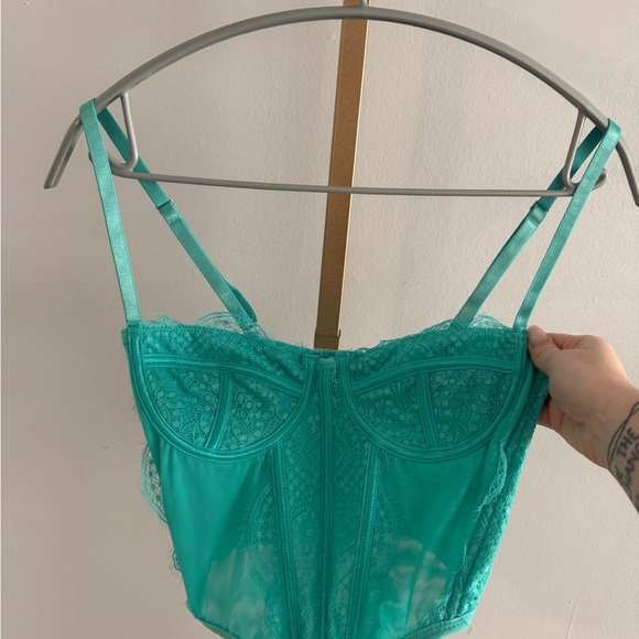 La Hearts Teal Lace Corset - Picture 5 of 5